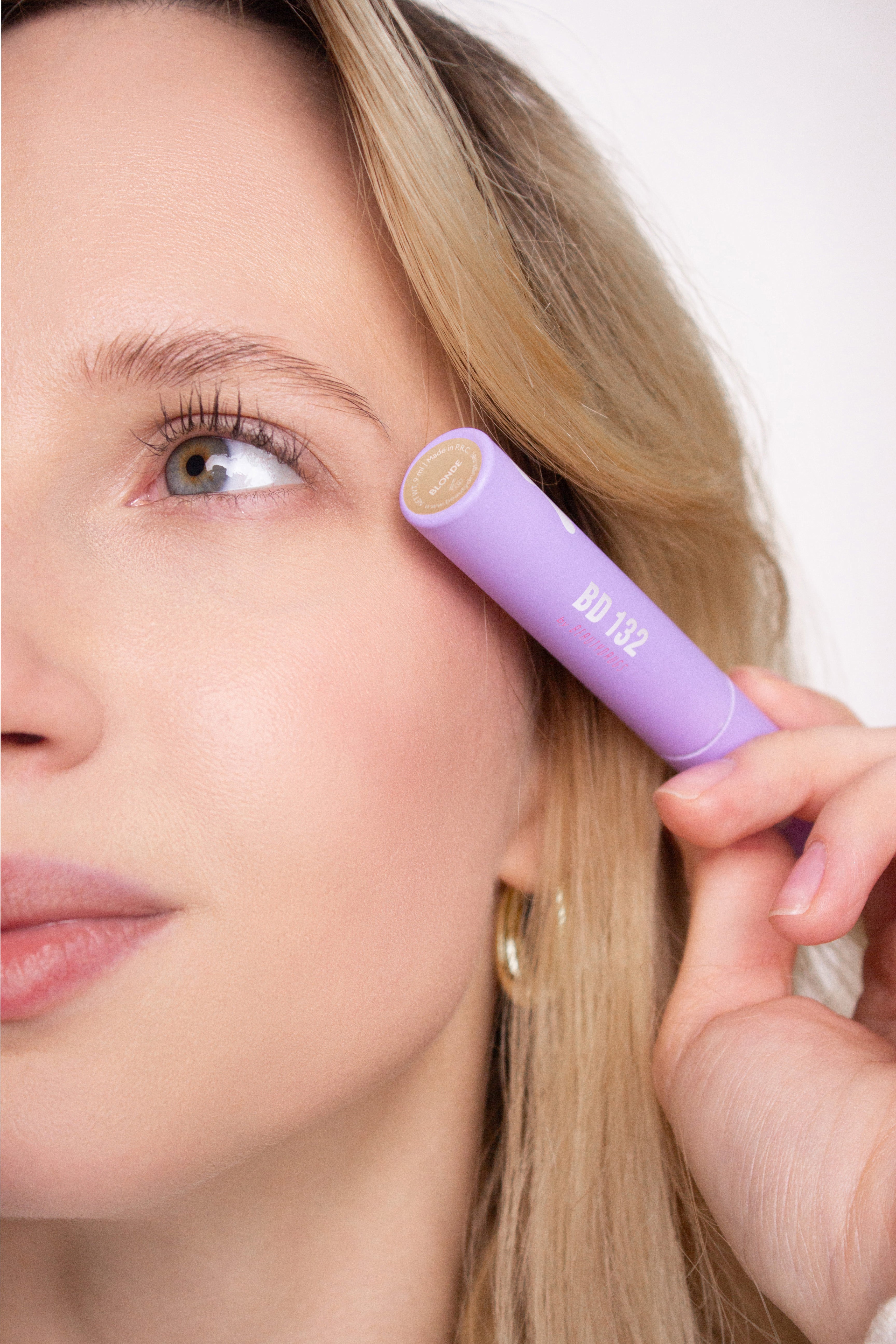 BD 132 22 The One Eyebrow Mascara